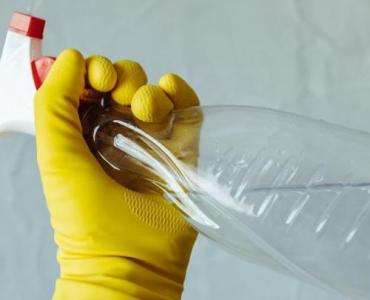 Raz w tygodniu, zawsze na błysk: plan sprzątania dla zapracowanych