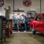 Od graciarni do garażu marzeń: weekendowy plan odzyskania przestrzeni i sprytne patenty na przechowywanie